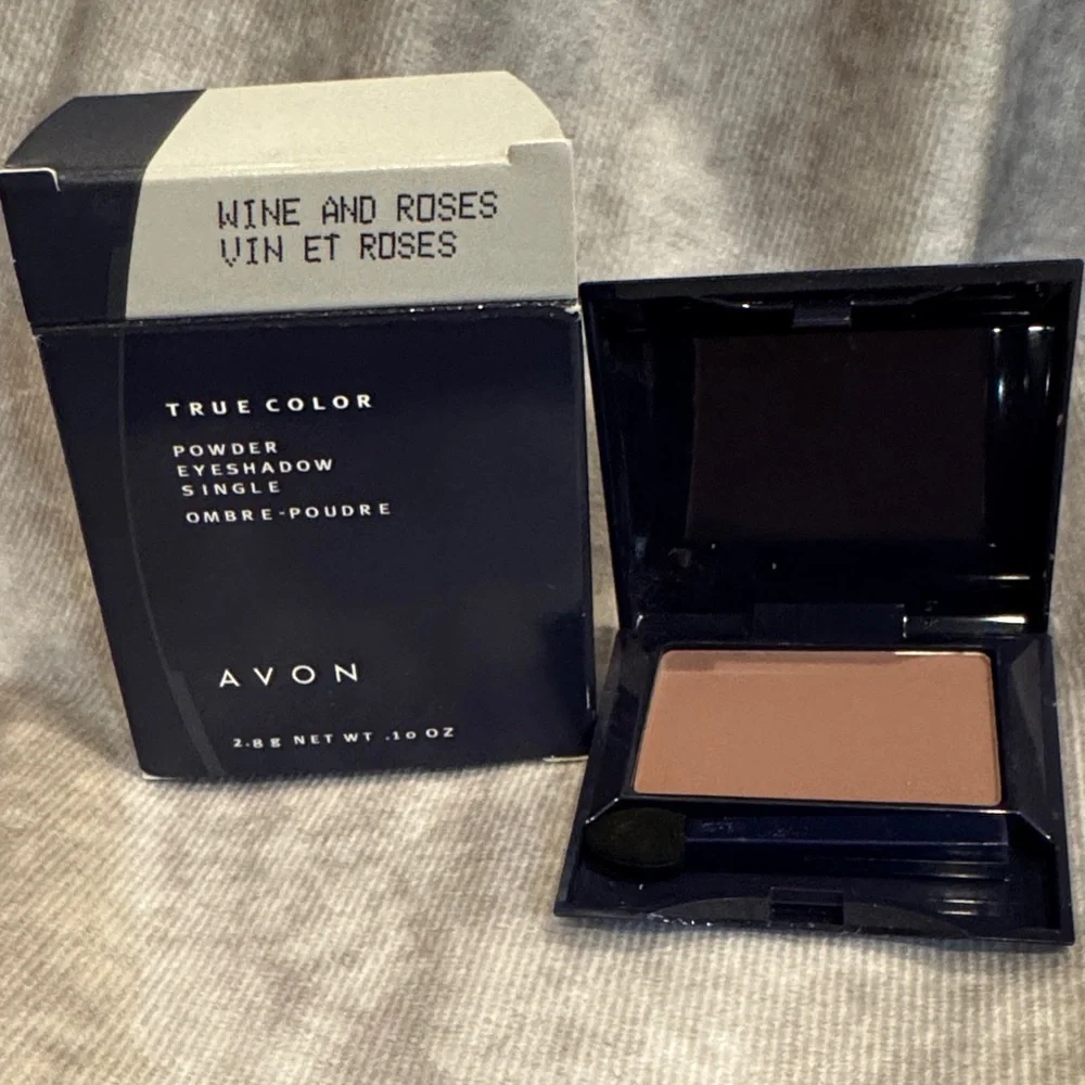 Avon True Color Single Eyeshadow - Wine and Roses (NIB)